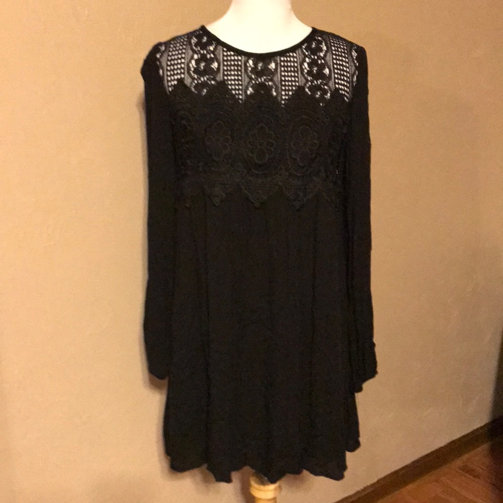 Black Xileration slit sleeve babydoll dress